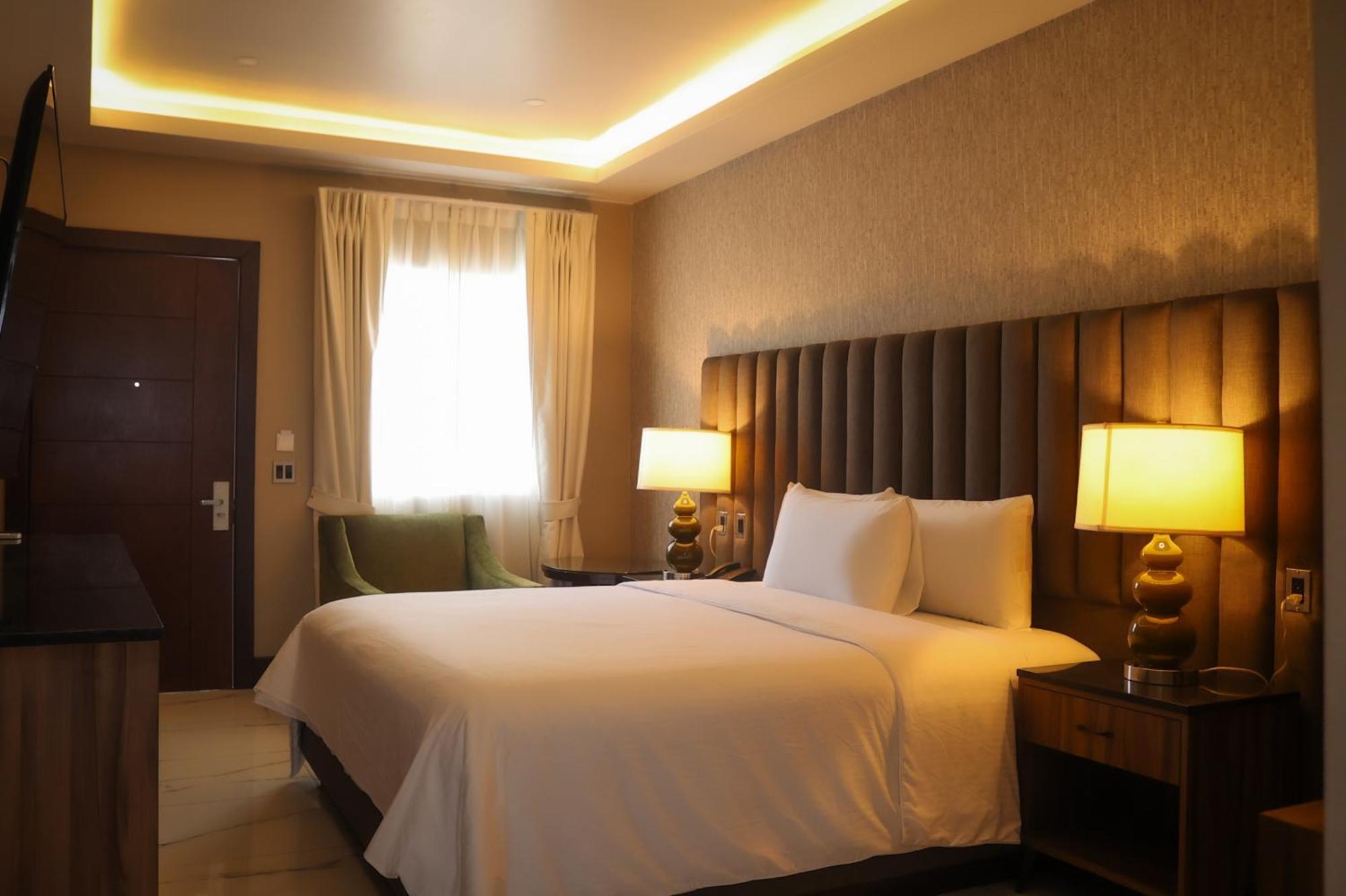 Hotel Hacienda Aguacaliente ติฮัวนา ภายนอก รูปภาพ